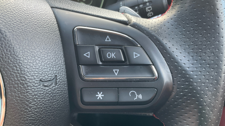 MG Hs 1.5 T-GDI Exclusive 5dr DCT Petrol Hatchback